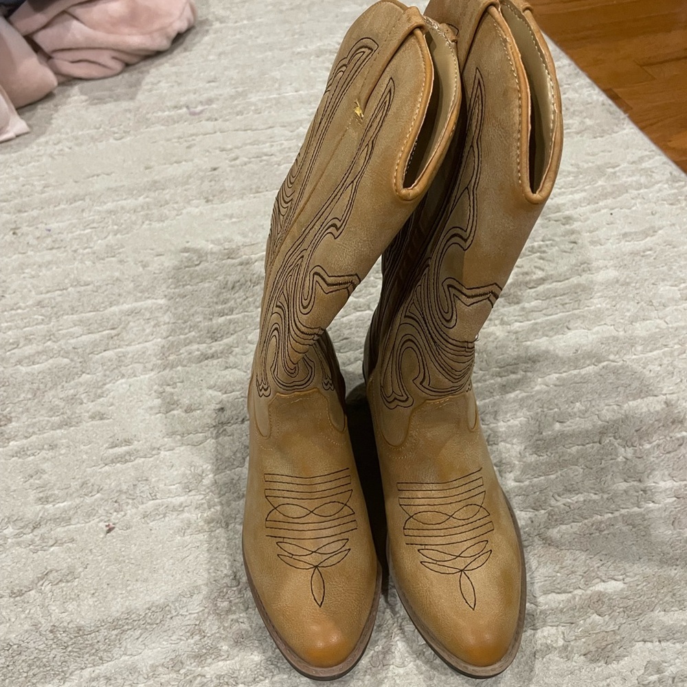 Altar’d State Tan Western Cowgirl Boots- Size 8 Women’s